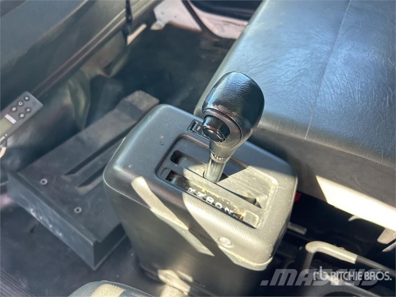 Hino 338 Kravas automašīnas - refrižeratori