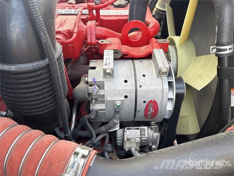 Hino 4x2 Van Truck Camiones con caja de remolque