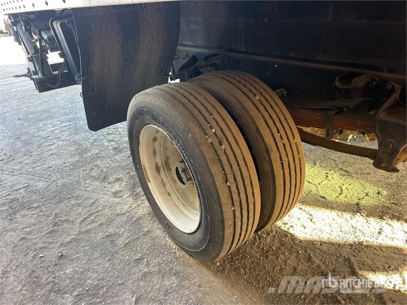 Hino 4x2 Van Truck Camion Fourgon