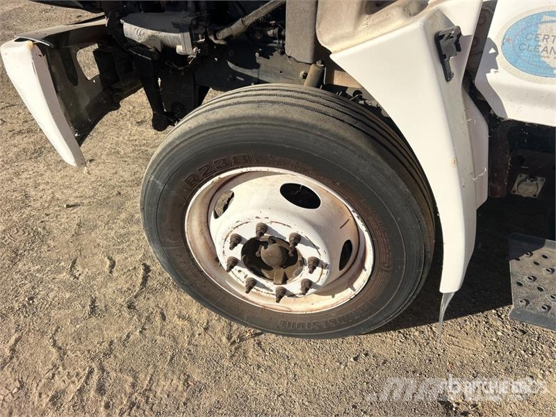 Hino 4x2 Van Truck Camion Fourgon