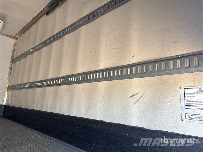 Hino 710 4x2 Refrigerated Truck Kravas automašīnas - refrižeratori