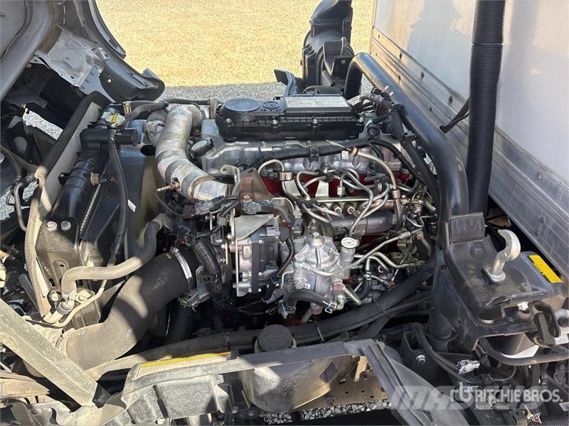 Hino 710 4x2 Refrigerated Truck Kravas automašīnas - refrižeratori