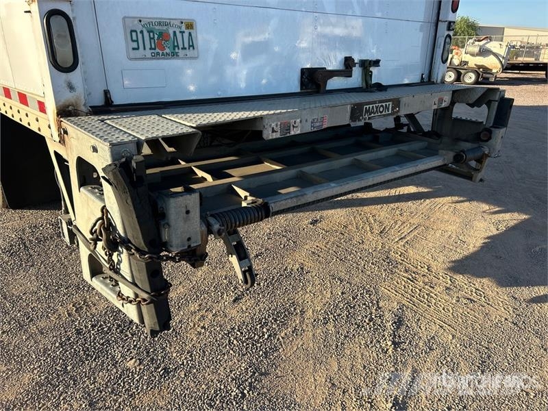 Hino L6 4x2 Van Truck Skapbiler