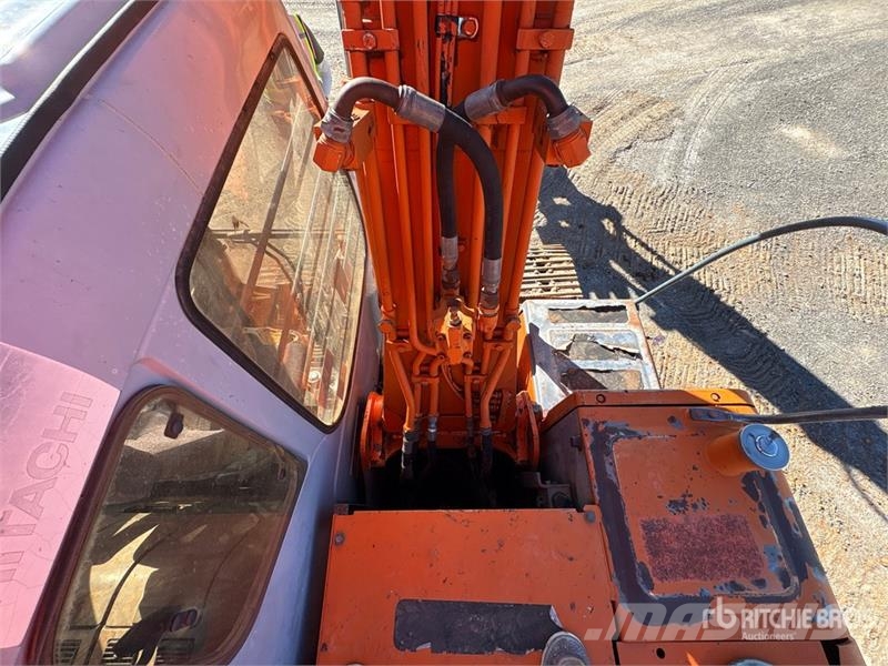 Hitachi EX120-5 Rupsgraafmachines