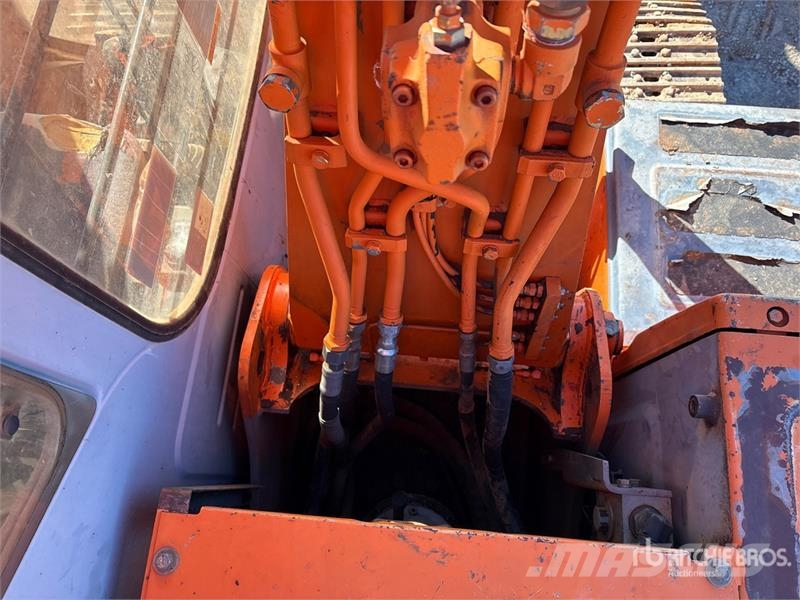 Hitachi EX120-5 Rupsgraafmachines