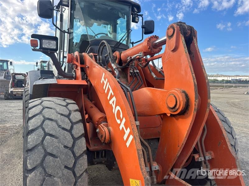 Hitachi ZW180-6 Wheel Loader Pyöräkuormaajat