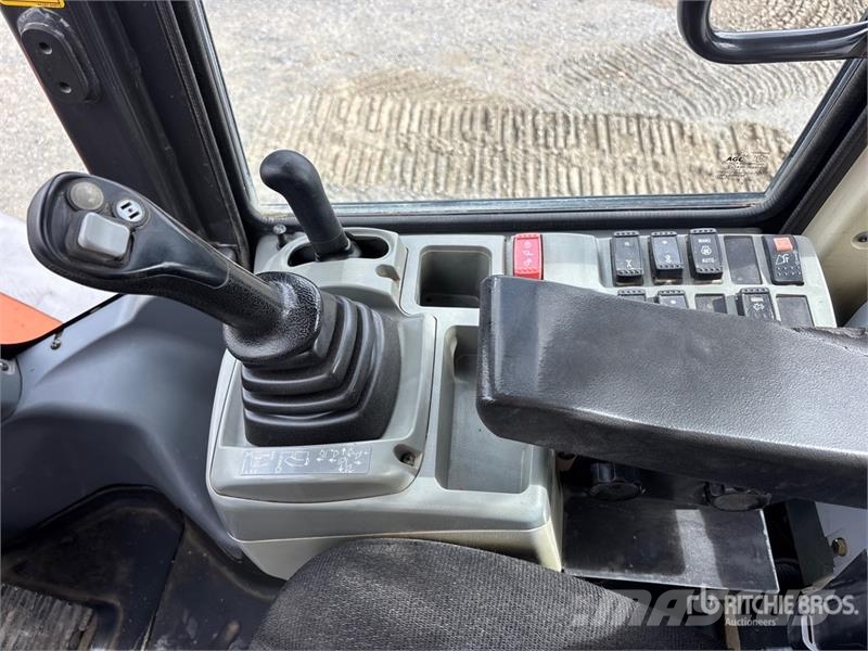 Hitachi ZW180-6 Wheel Loader Pyöräkuormaajat