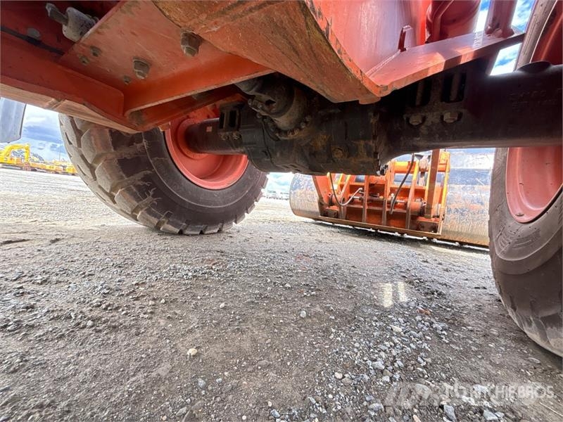 Hitachi ZW180-6 Wheel Loader Pyöräkuormaajat