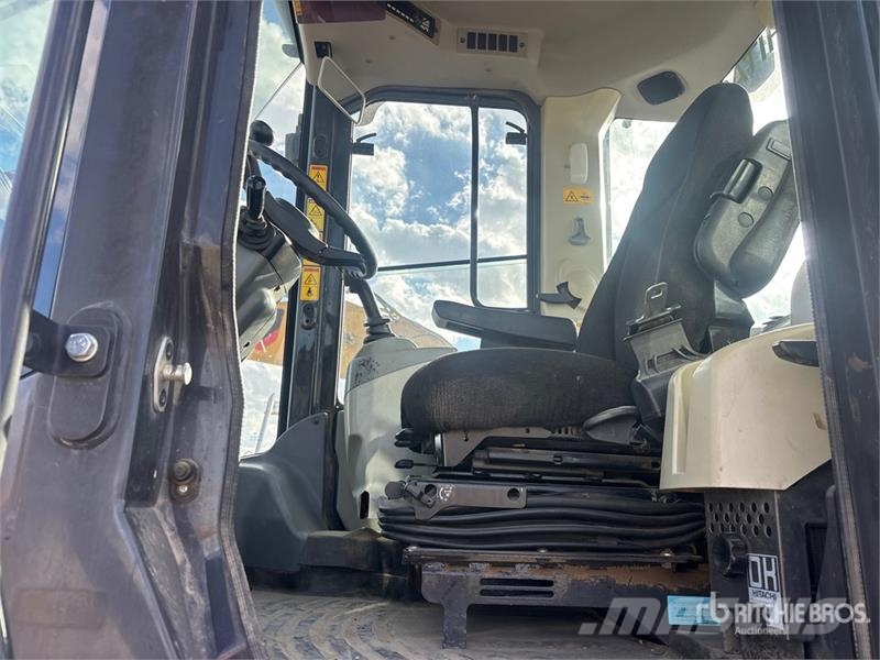 Hitachi ZW180-6 Wheel Loader Pyöräkuormaajat