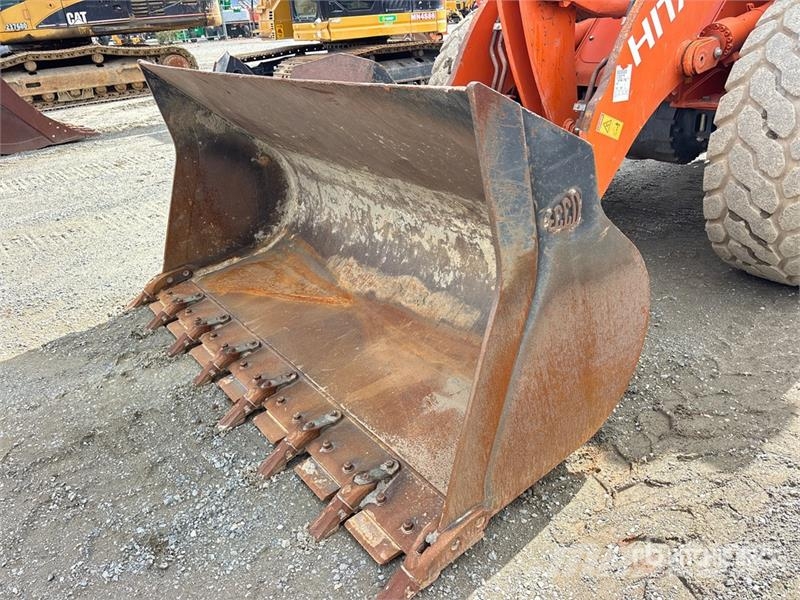 Hitachi ZW180-6 Wheel Loader Pyöräkuormaajat