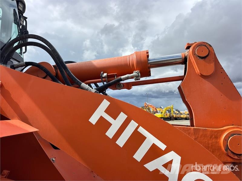 Hitachi ZW180-6 Wheel Loader Pyöräkuormaajat