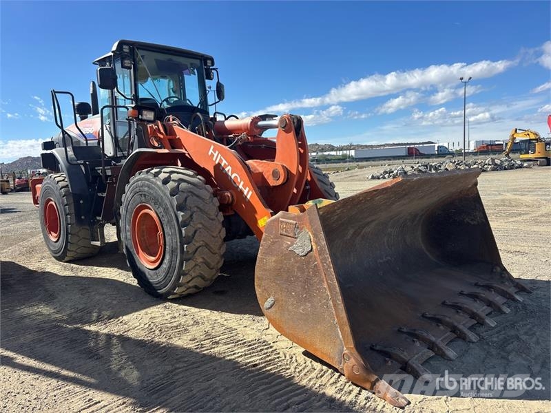 Hitachi ZW250-6 Wheel Loader Gumikerekes homlokrakodók