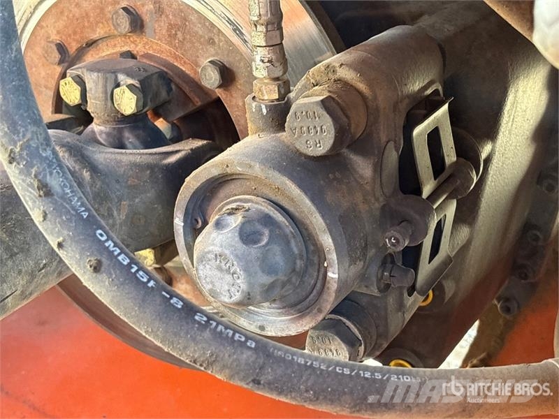 Hitachi ZW250-6 Wheel Loader Gumikerekes homlokrakodók