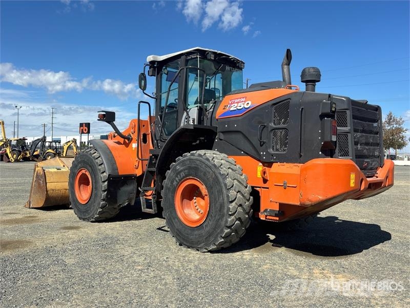 Hitachi ZW250-6 Wheel Loader Gumikerekes homlokrakodók
