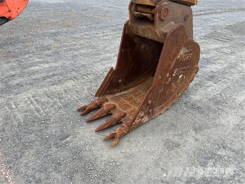 Hitachi ZX135US-5 Tracked Excavator Kāpurķēžu ekskavatori
