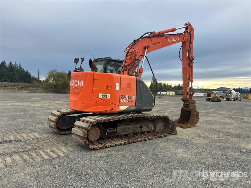 Hitachi ZX135US-5 Tracked Excavator Kāpurķēžu ekskavatori
