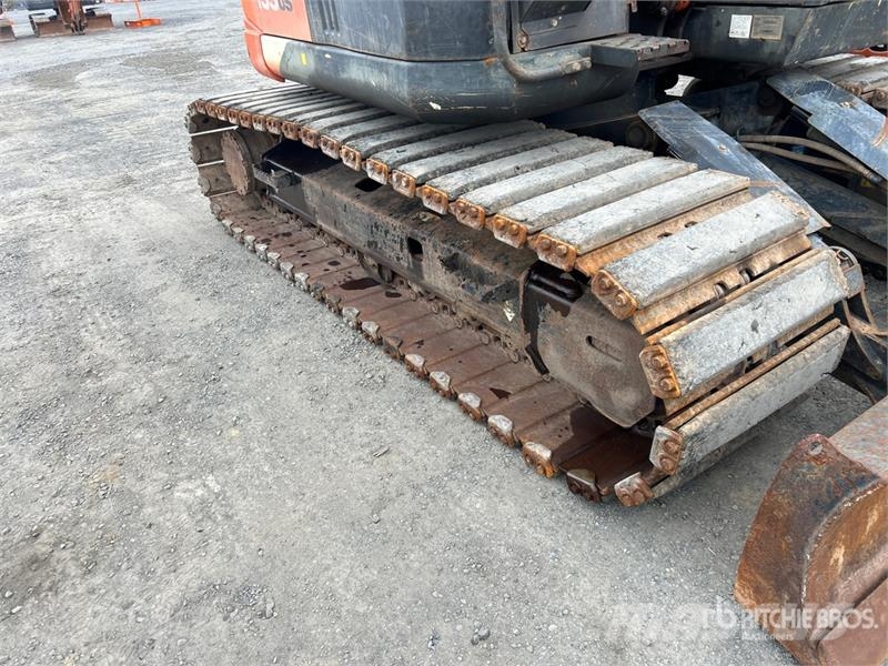 Hitachi ZX135US-5 Tracked Excavator Kāpurķēžu ekskavatori