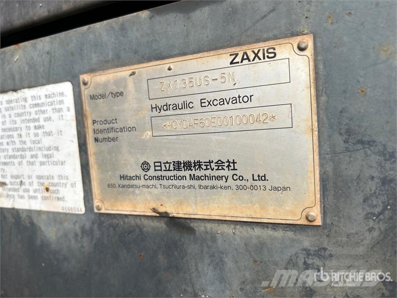 Hitachi ZX135US-5 Tracked Excavator Kāpurķēžu ekskavatori