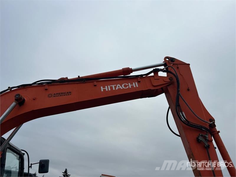 Hitachi ZX135US-5 Tracked Excavator Kāpurķēžu ekskavatori
