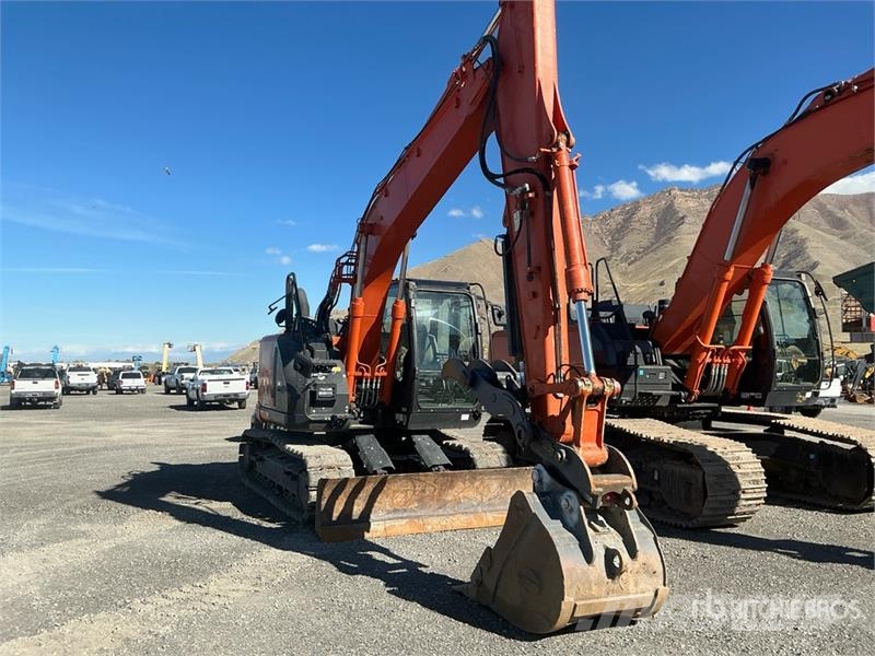 Hitachi ZX135US-6 Bagri goseničarji