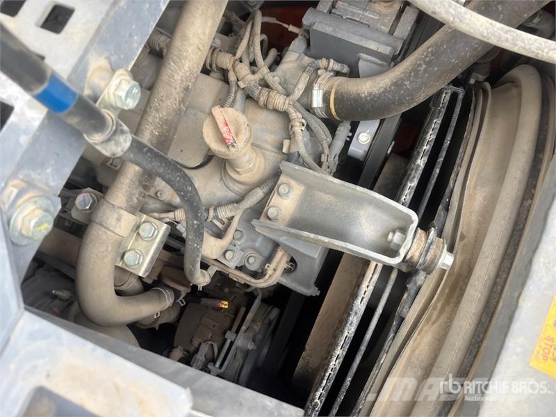 Hitachi ZX135US-6 Vikšriniai ekskavatoriai