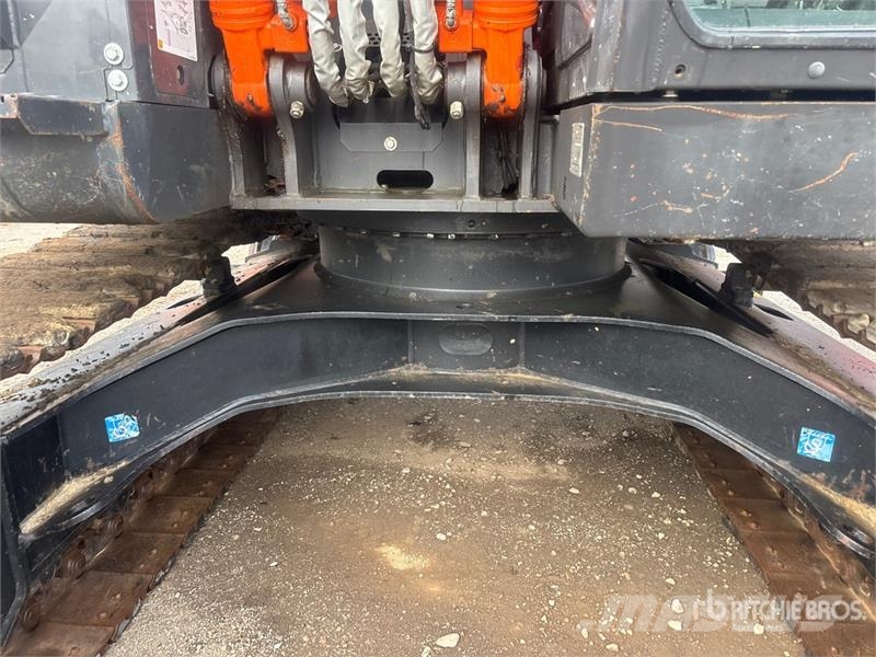 Hitachi ZX135US-6 Vikšriniai ekskavatoriai