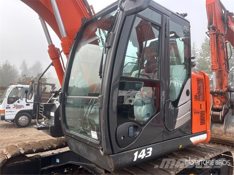 Hitachi ZX135US-6 Vikšriniai ekskavatoriai