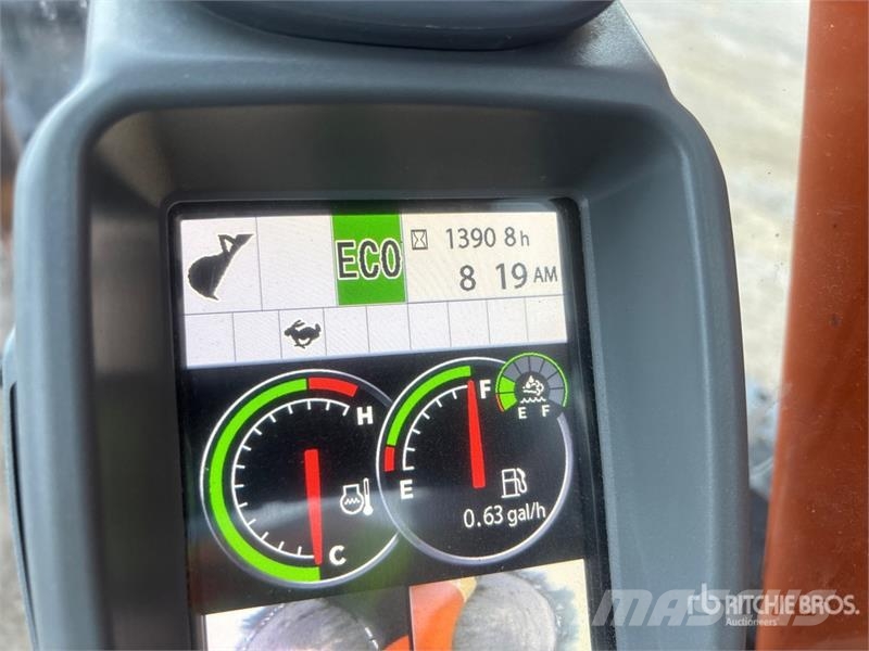 Hitachi ZX135US-6 Vikšriniai ekskavatoriai