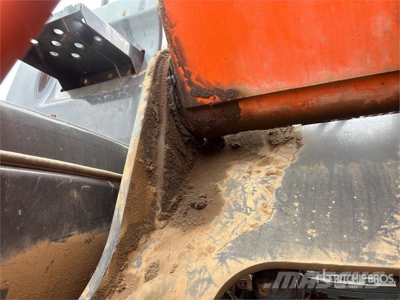 Hitachi ZX160LC-5N Tracked Excavator (Inoperable) حفارات زحافة