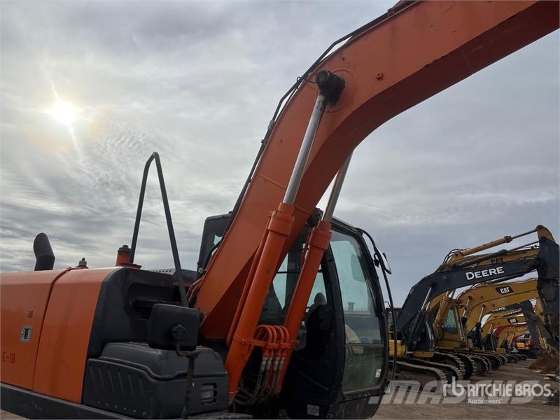 Hitachi ZX160LC-5N Tracked Excavator (Inoperable) حفارات زحافة