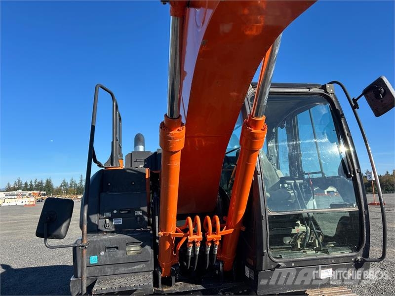 Hitachi ZX160LC-6N Tracked Excavator Gravemaskiner på larvebånd