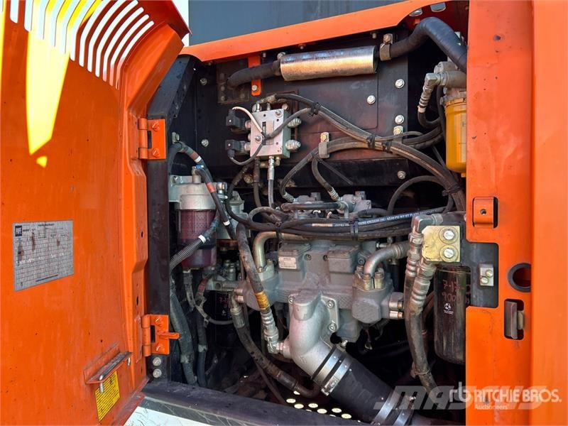 Hitachi ZX160LC-6N Tracked Excavator Gravemaskiner på larvebånd