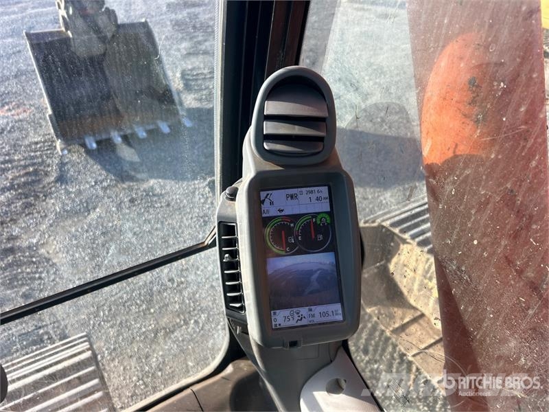 Hitachi ZX210LC-6N Tracked Excavator Kāpurķēžu ekskavatori