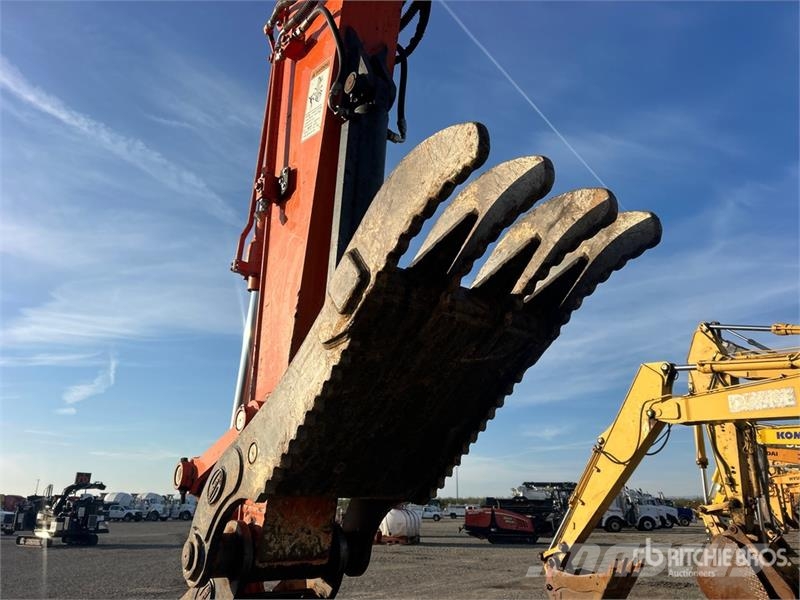 Hitachi ZX210LC-6N Tracked Excavator Kāpurķēžu ekskavatori