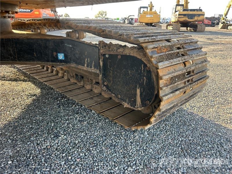 Hitachi ZX210LC-6N Tracked Excavator Kāpurķēžu ekskavatori