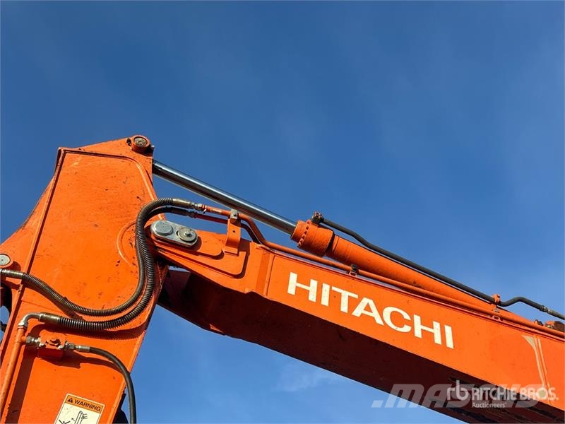 Hitachi ZX210LC-6N Tracked Excavator Kāpurķēžu ekskavatori