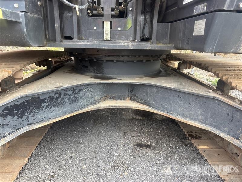 Hitachi ZX225USLC-6 Vikšriniai ekskavatoriai