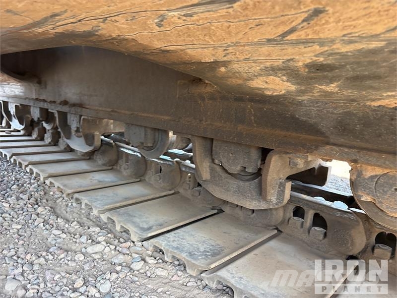 Hitachi ZX225USLC-6 Εκσκαφείς με ερπύστριες