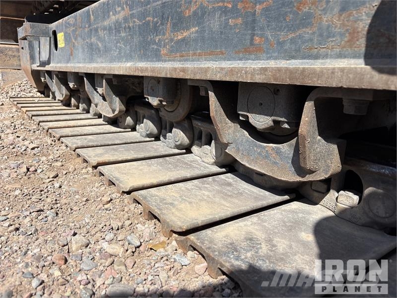 Hitachi ZX225USLC-6 Εκσκαφείς με ερπύστριες