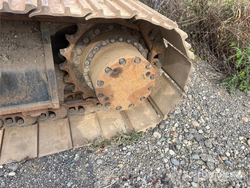 Hitachi ZX225USLC-6 Vikšriniai ekskavatoriai