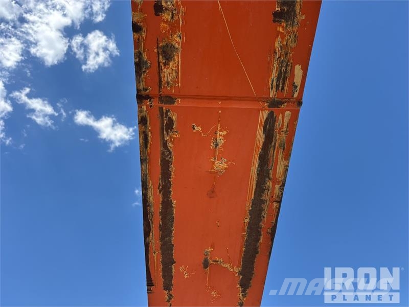 Hitachi ZX225USLC-6 Εκσκαφείς με ερπύστριες
