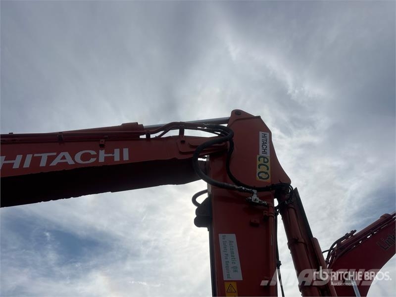 Hitachi ZX225USLC-6 Vikšriniai ekskavatoriai