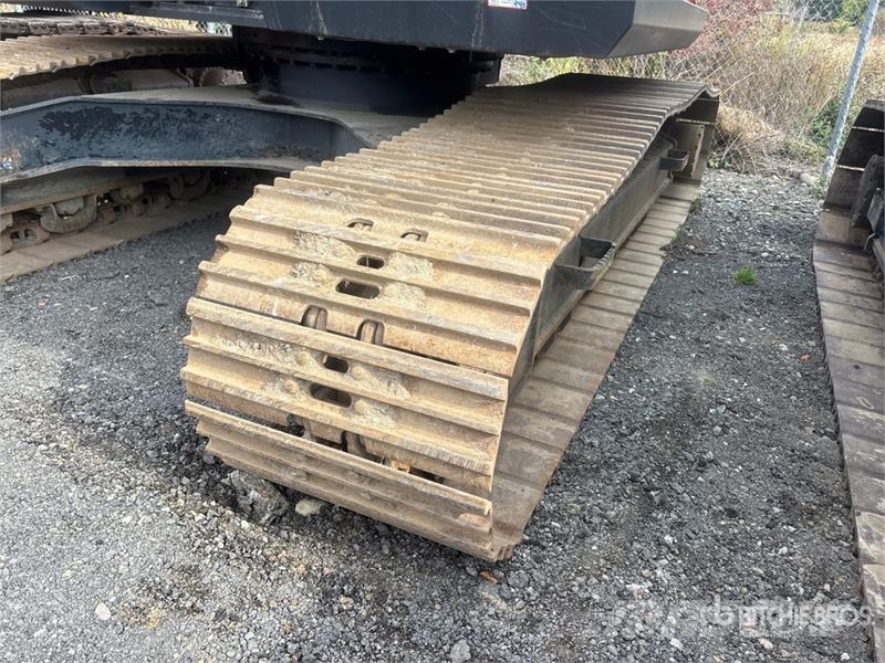 Hitachi ZX225USLC-6 Vikšriniai ekskavatoriai