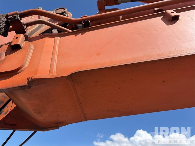 Hitachi ZX225USLC-6 Εκσκαφείς με ερπύστριες