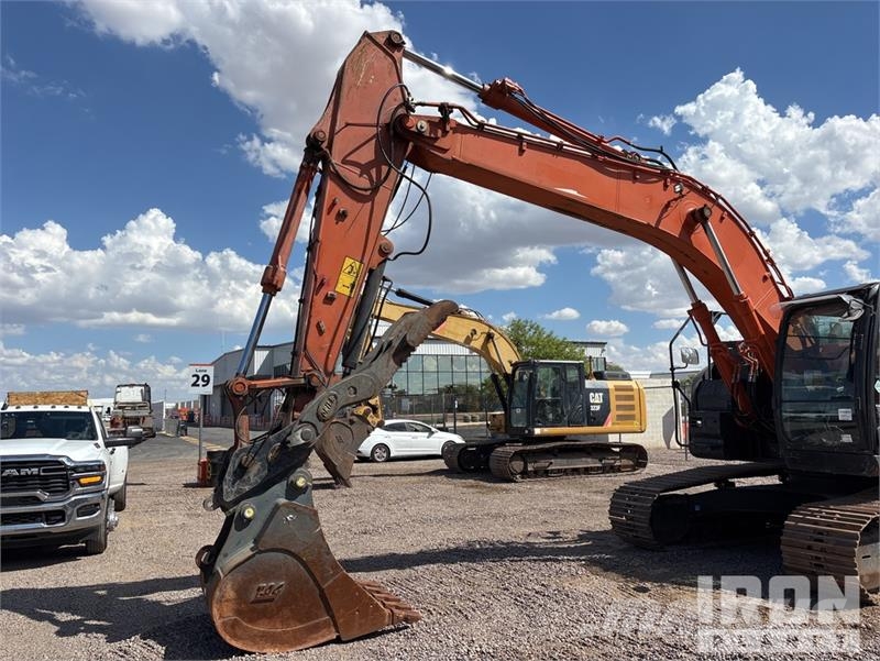Hitachi ZX225USLC-6 Εκσκαφείς με ερπύστριες