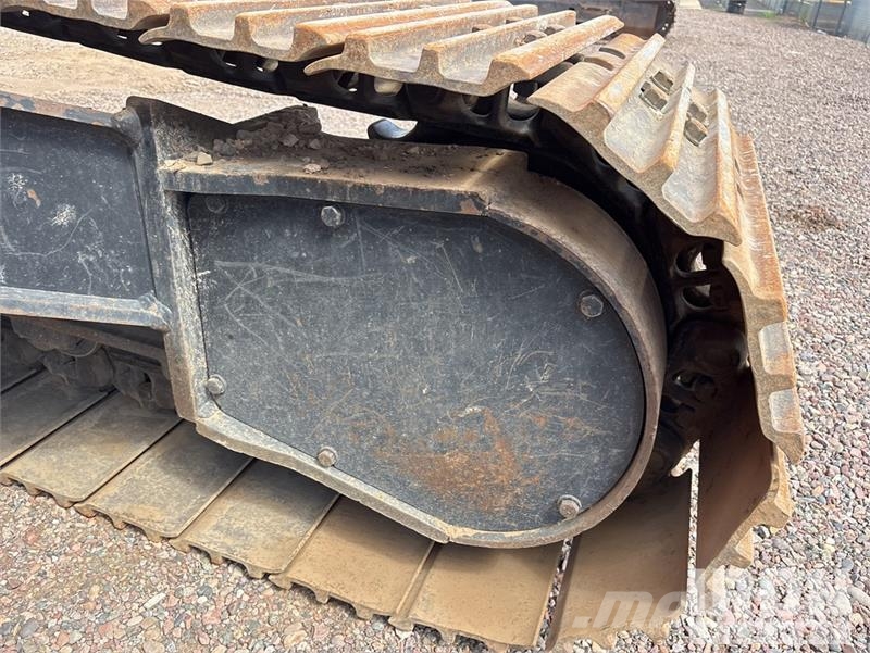 Hitachi ZX225USLC-6 Εκσκαφείς με ερπύστριες