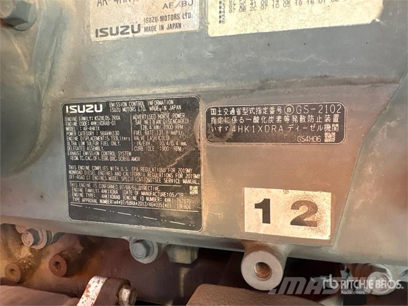 Hitachi ZX225USLC-6 Telakaivukoneet
