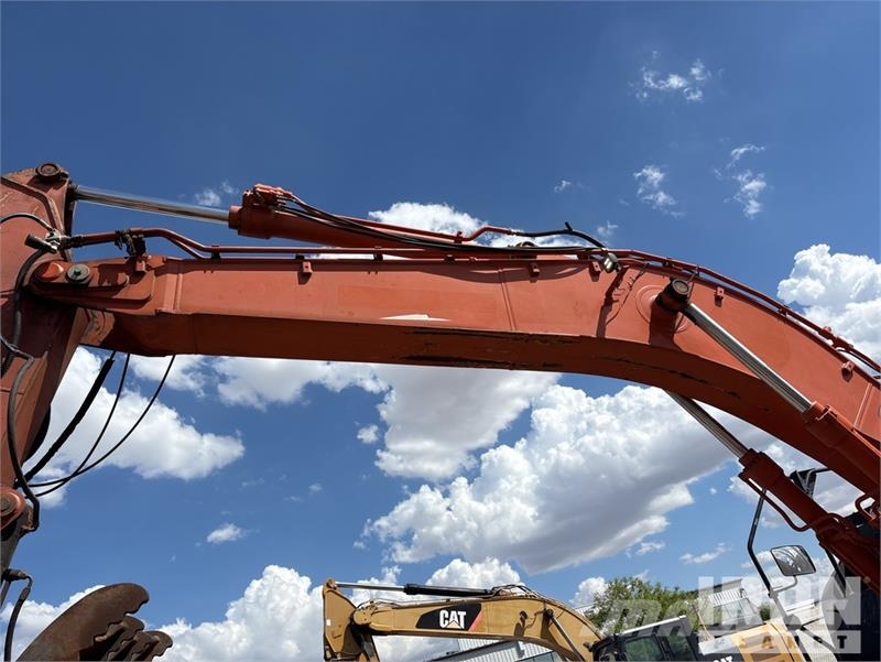 Hitachi ZX225USLC-6 Εκσκαφείς με ερπύστριες