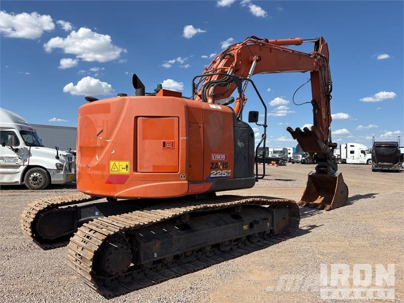 Hitachi ZX225USLC-6 Εκσκαφείς με ερπύστριες