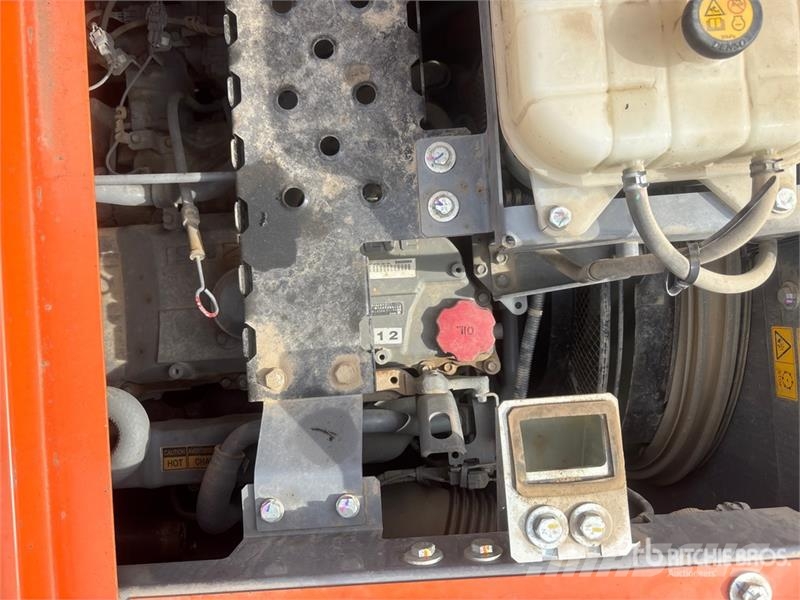 Hitachi ZX225USLC-6 Vikšriniai ekskavatoriai
